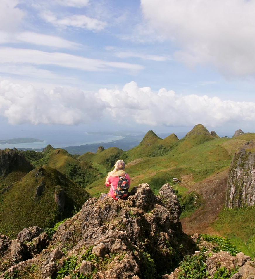 Hiking Osmena peak